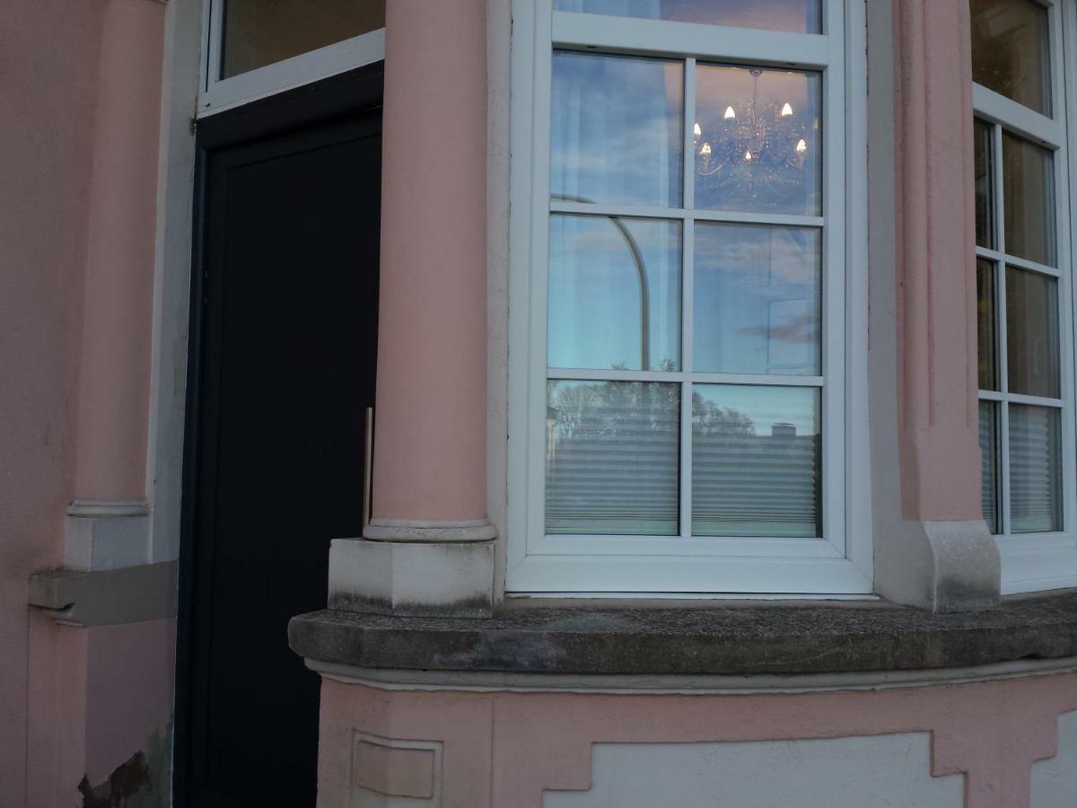 Moderne Wohnung In Barockem Altstadthaus Nahe Altstadt Und Radweg Blieskastel Exteriér fotografie